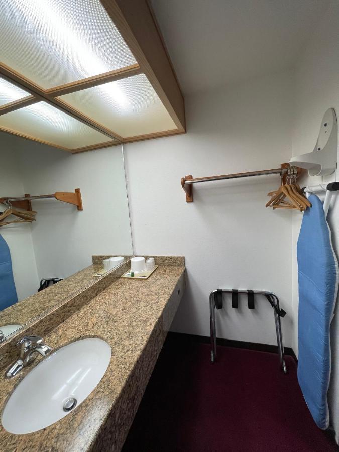 Chino Motel Εξωτερικό φωτογραφία